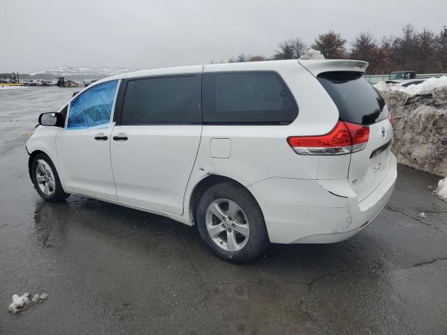 Photo 2 from auction – 2013 TOYOTA SIENNA with VIN 5TDZK3DC8DS321195