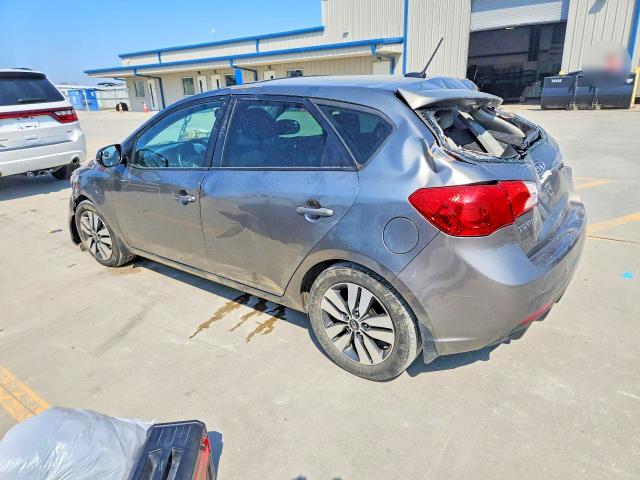 Photo 2 from auction – 2013 KIA FORTE with VIN KNAFU5A23D5656016