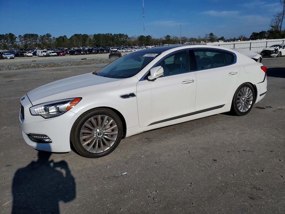 KIA K900 2015 with VIN KNALW4D4XF6017214 - Photo from auction