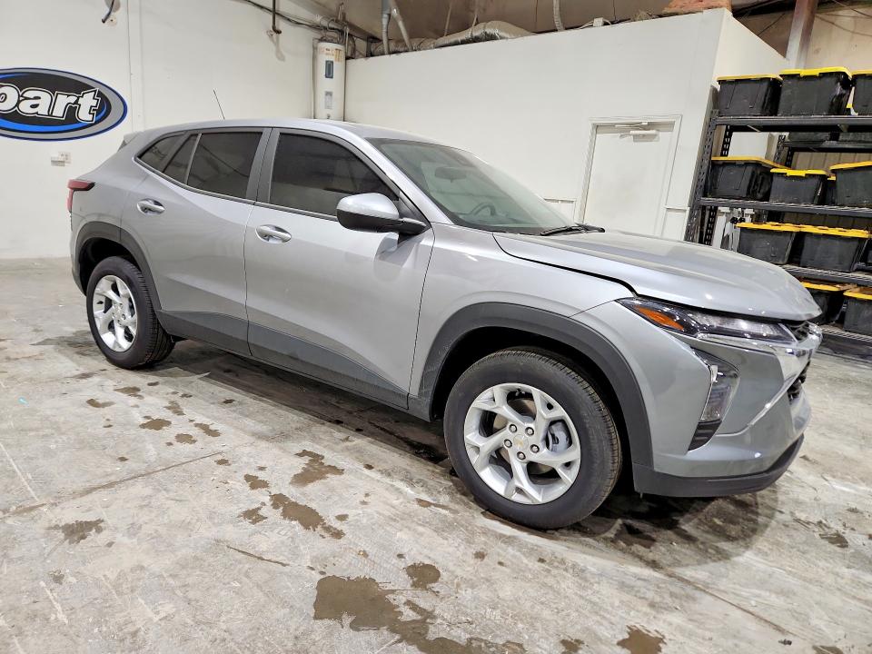 Zdjęcie 4 z aukcji – 2026 CHEVROLET TRAX z VIN KL77LFEPXTC072726