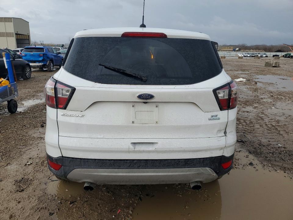 Photo 6 from auction – 2017 FORD ESCAPE with VIN 1FMCU0G91HUD85753