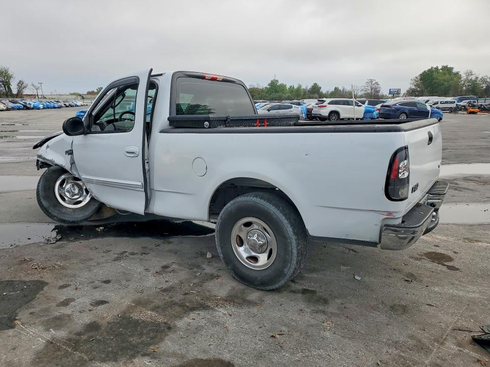 Photo 2 from auction – 2003 FORD F150 with VIN 1FTRF17203NA81625