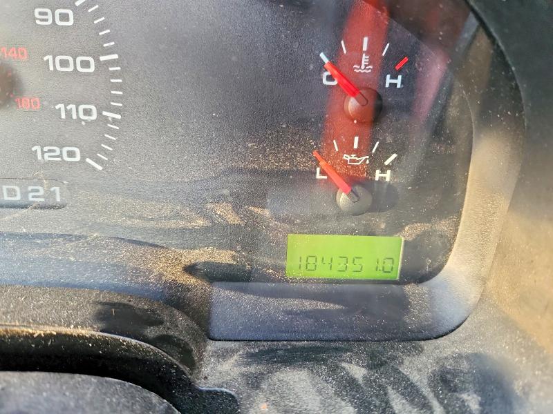 Снимка 9 от търг – 2004 FORD F150 с VIN 1FTRF14W24NB64112