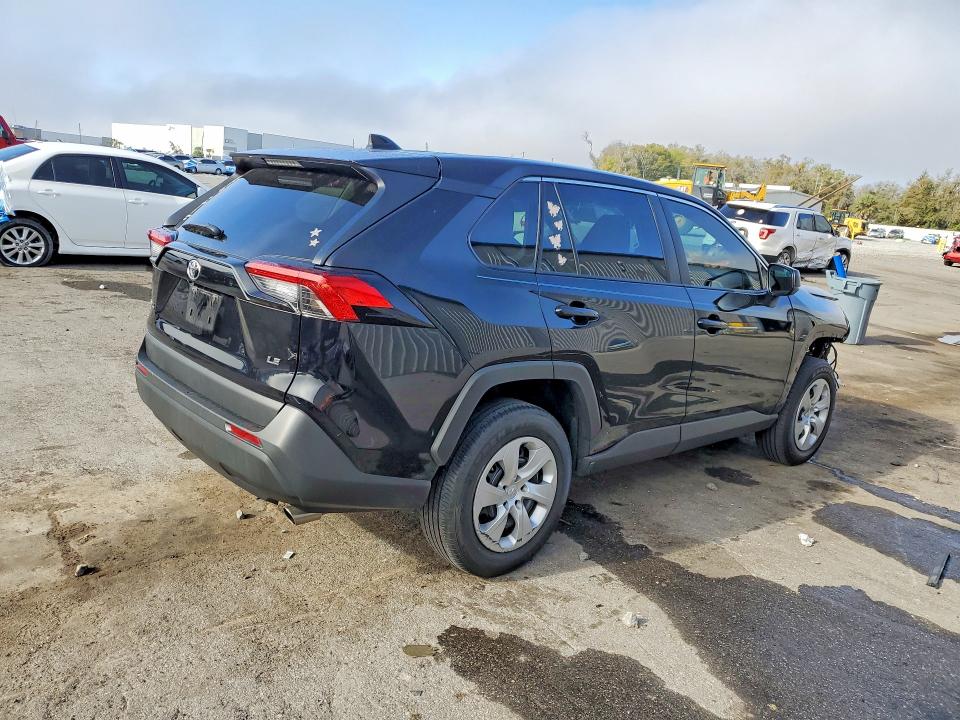 Photo 3 from auction – 2025 TOYOTA RAV4 with VIN 2T3H1RFV1SC316269