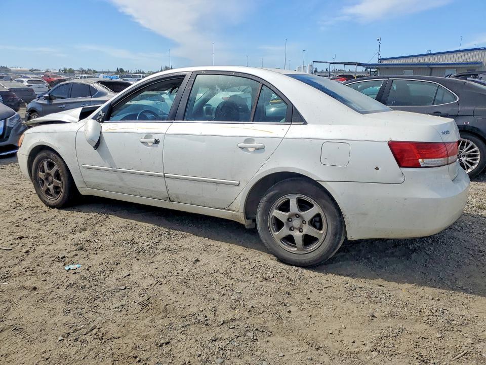 Photo 2 from auction – 2006 HYUNDAI SONATA with VIN KMHEU46C96A103760