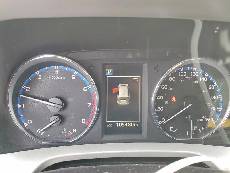 Photo 9 from auction – 2017 TOYOTA RAV4 with VIN 2T3ZFREV0HW387655