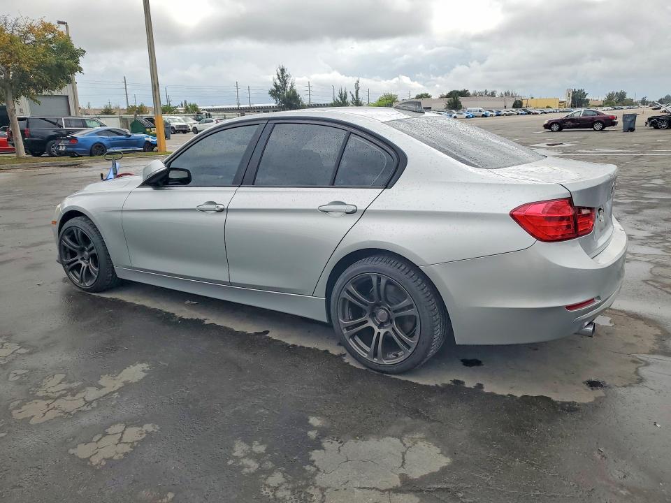 Photo 2 from auction – 2015 BMW 320 with VIN WBA3B1G55FNT63997