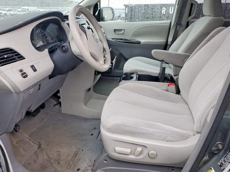 Zdjęcie 7 z aukcji – 2011 TOYOTA SIENNA z VIN 5TDKK3DC4BS052966