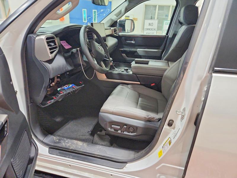 Photo 7 from auction – 2024 TOYOTA SEQUOIA with VIN 7SVAAABA4RX021568