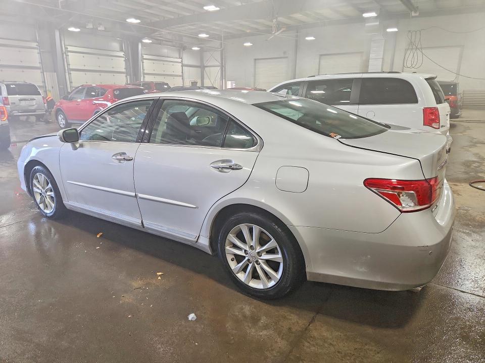 Photo 2 from auction – 2010 LEXUS ES 350 with VIN JTHBK1EG2A2405795