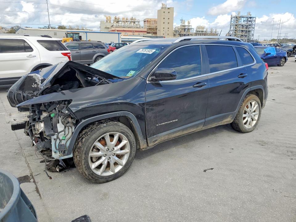 JEEP CHEROKEE 2014 مع رقم تعريف المركبة 1C4PJLDB7EW226128 - صورة من المزاد