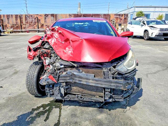 Photo 5 from auction – 2014 HYUNDAI ELANTRA with VIN KMHDH4AE2EU048090