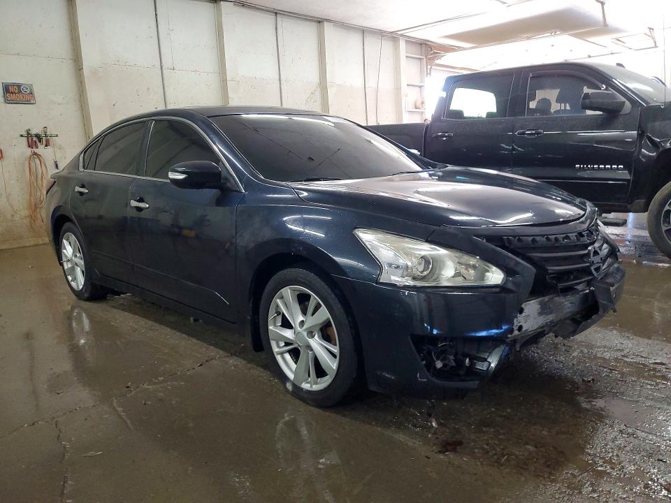Photo 4 from auction – 2015 NISSAN ALTIMA with VIN 1N4AL3AP9FC577129