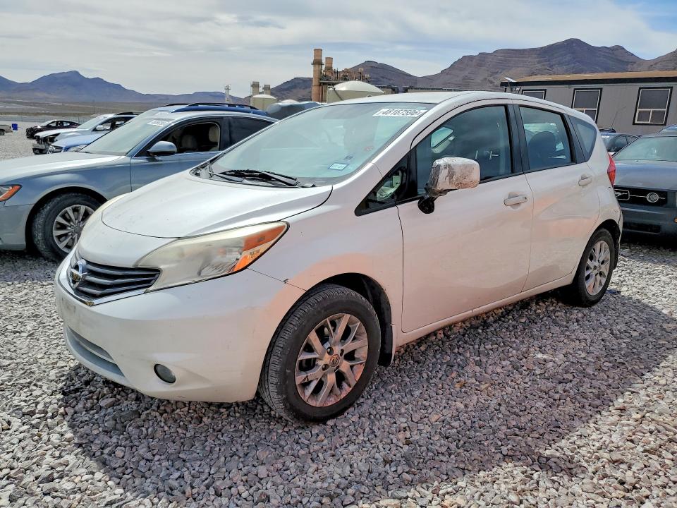 NISSAN VERSA NOTE 2016 with VIN 3N1CE2CP8GL385956 - Photo from auction