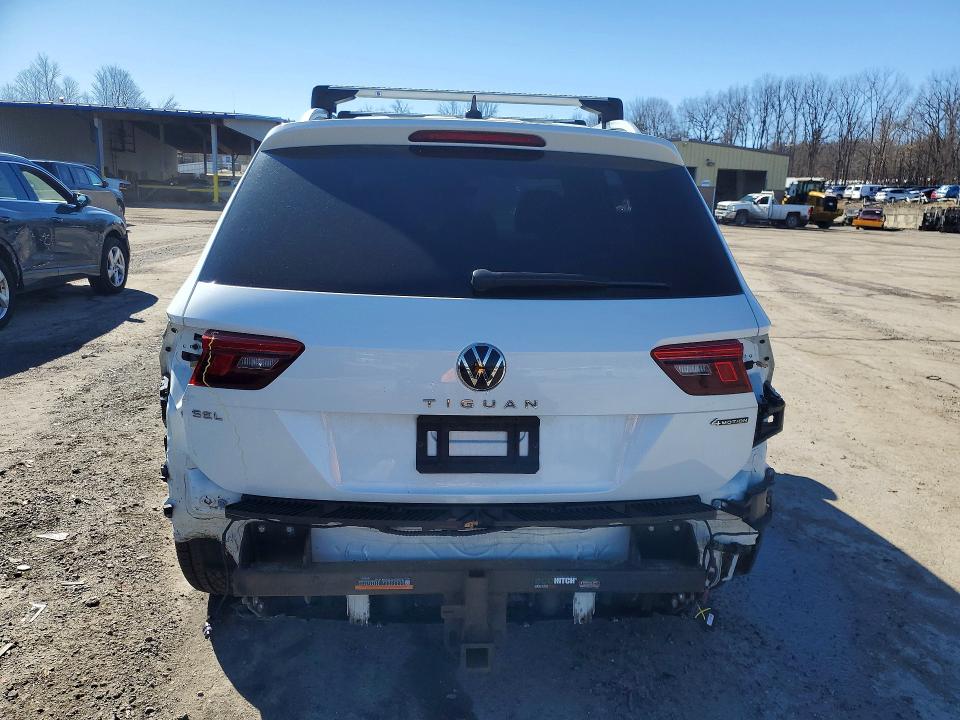 Снимка 6 от търг – 2022 VOLKSWAGEN TIGUAN с VIN 3VV4B7AX0NM153208