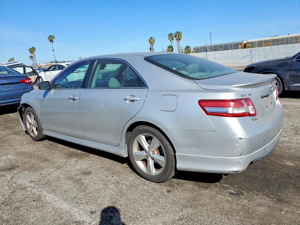 Photo 2 from auction – 2011 TOYOTA CAMRY with VIN 4T1BF3EK0BU128975