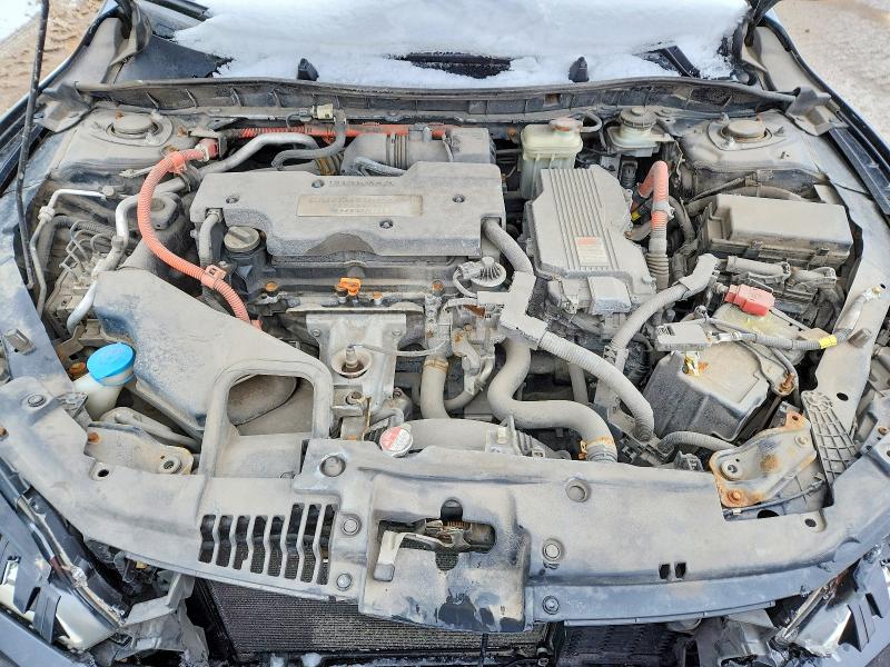 Photo 11 from auction – 2017 HONDA ACCORD with VIN JHMCR6F71HC800065