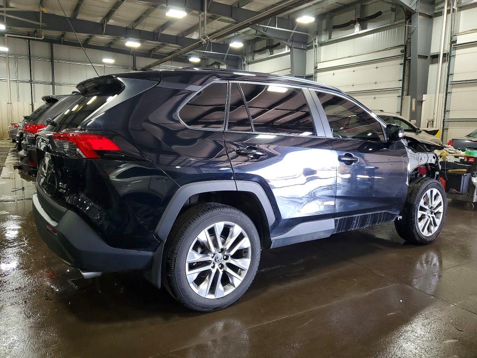 Photo 3 from auction – 2023 TOYOTA RAV4 with VIN 2T3A1RFV9PC335936