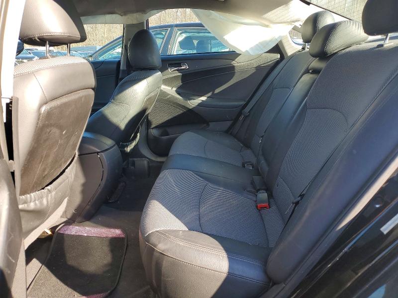 Photo 10 from auction – 2011 HYUNDAI SONATA with VIN 5NPEC4AC0BH008697