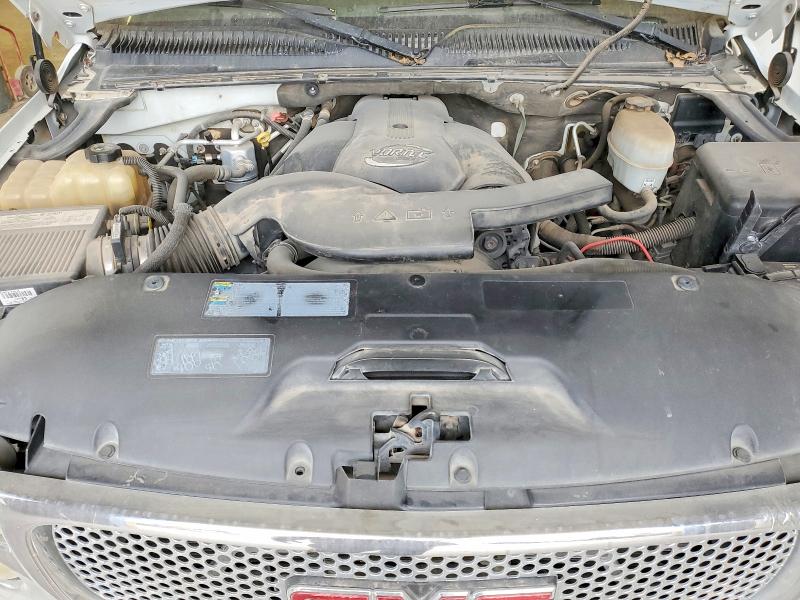 Photo 12 from auction – 2004 GMC YUKON with VIN 1GKEK63U04J148252