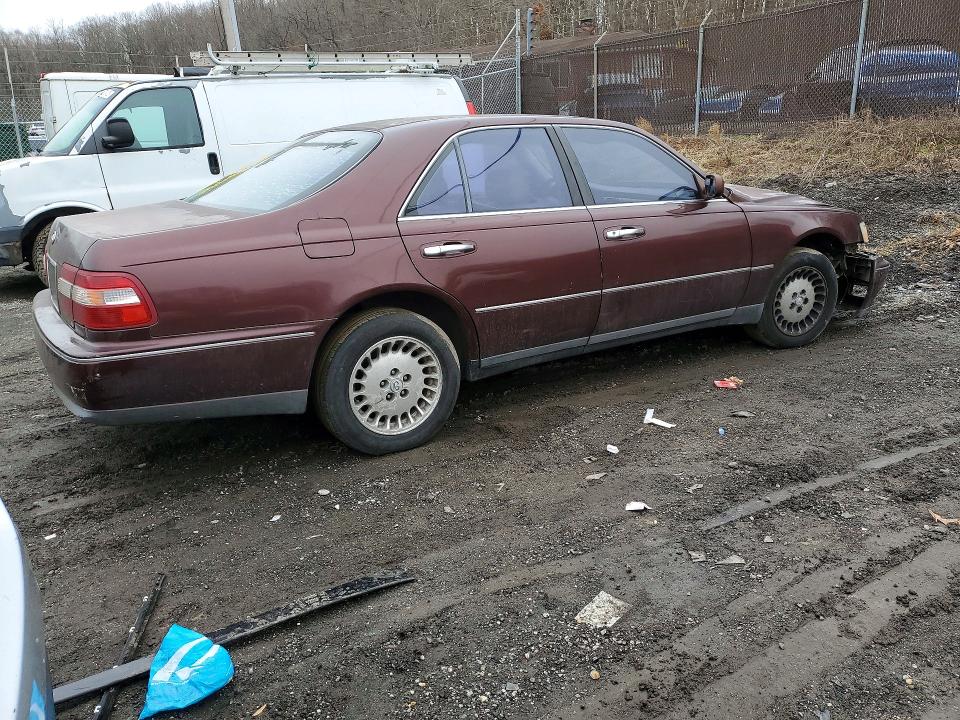 Снимка 3 от търг – 1998 INFINITI Q45 с VIN JNKBY31A8WM400365