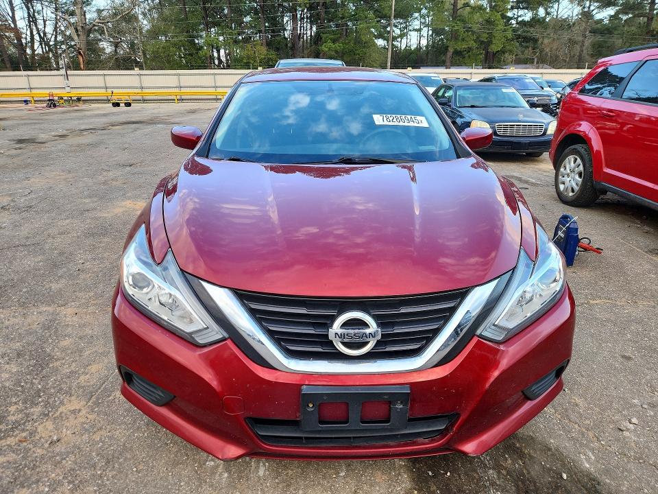 Photo 5 from auction – 2018 NISSAN ALTIMA with VIN 1N4AL3AP2JC191242