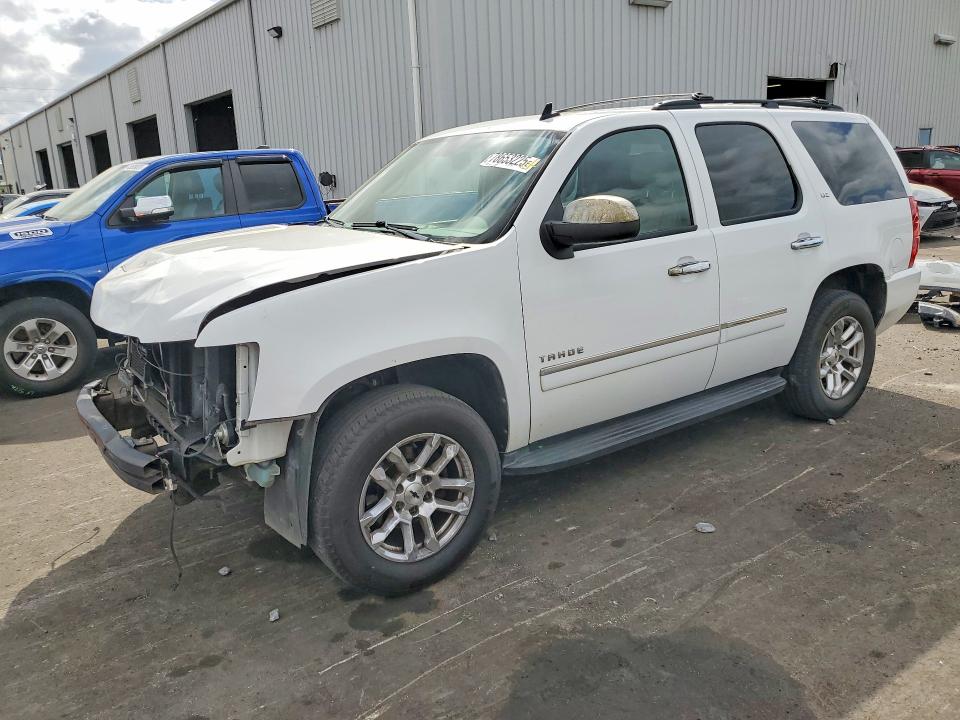 CHEVROLET TAHOE 2011 with VIN 1GNSCCE07BR186166 - Photo from auction