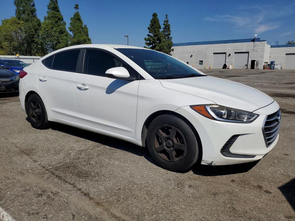 Photo 4 from auction – 2017 HYUNDAI ELANTRA with VIN 5NPD74LF4HH085069