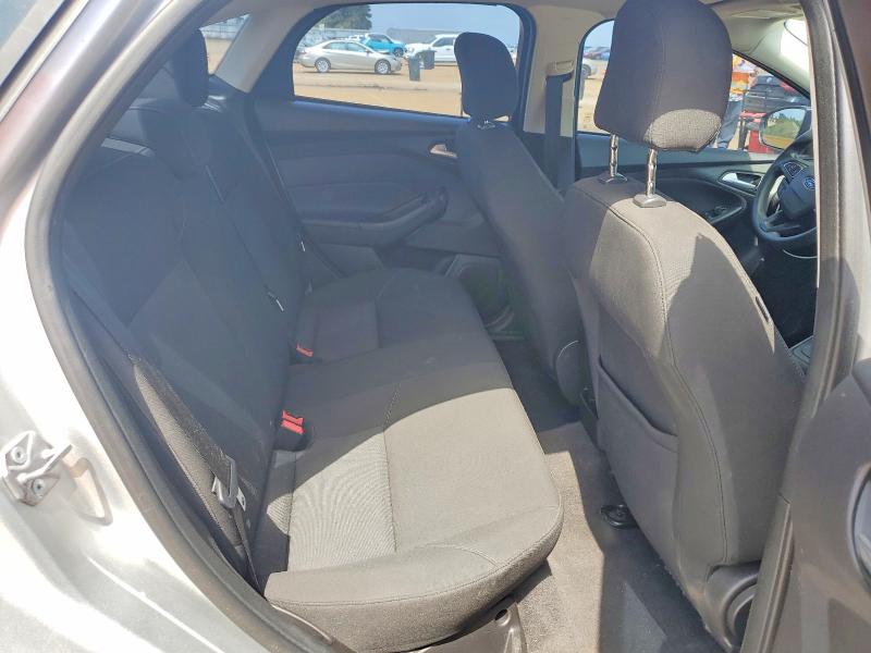 Photo 10 from auction – 2015 FORD FOCUS with VIN 1FADP3F27FL207442