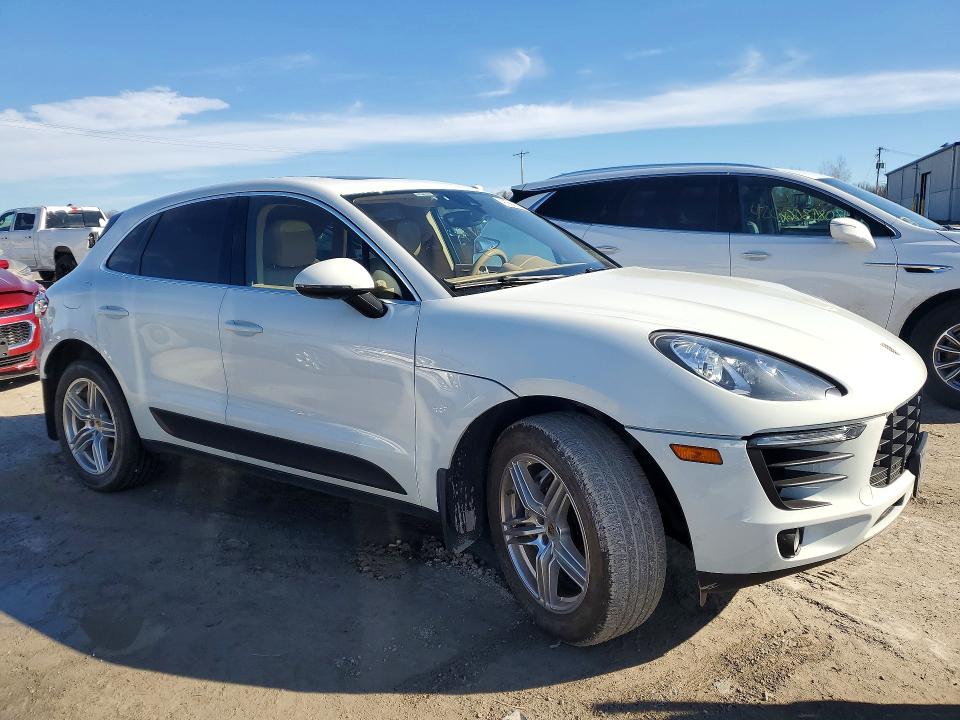 Photo 4 from auction – 2017 PORSCHE MACAN with VIN WP1AB2A50HLB20183