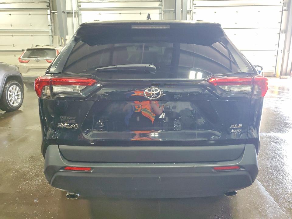 Photo 6 from auction – 2023 TOYOTA RAV4 with VIN 2T3A1RFV9PC335936