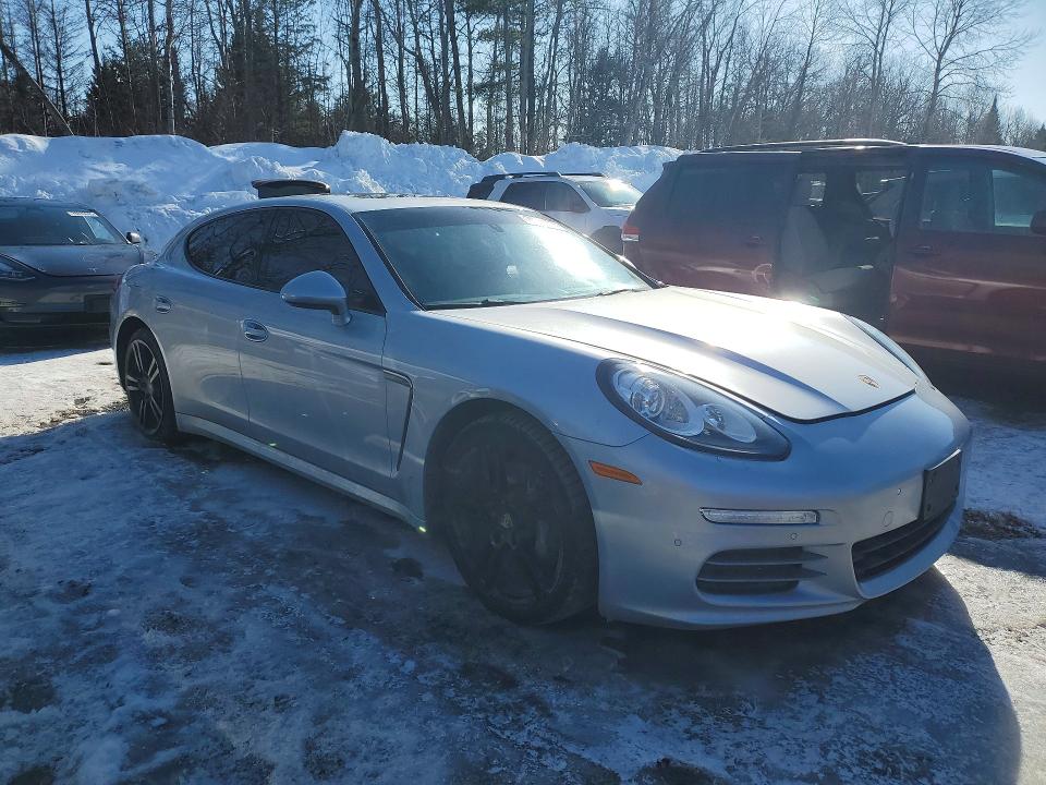 Photo 4 from auction – 2014 PORSCHE PANAMERA with VIN WP0AA2A74EL011842
