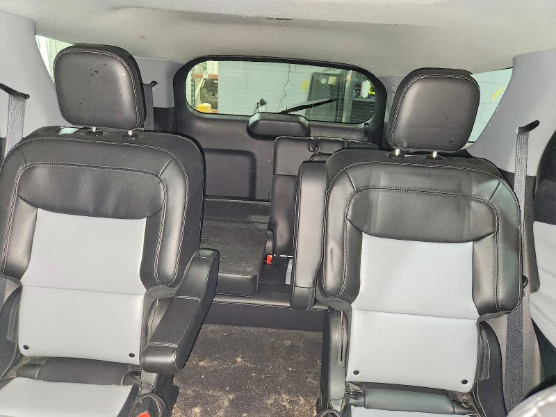 Photo 10 from auction – 2023 FORD EXPLORER with VIN 1FMSK8DH0PGB76576