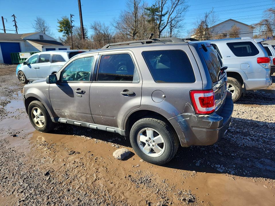 Photo 2 from auction – 2012 FORD ESCAPE with VIN 1FMCU0D74CKA97619