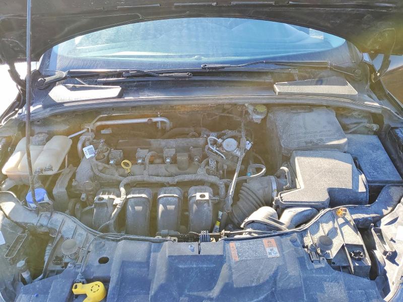 Photo 11 from auction – 2016 FORD FOCUS with VIN 1FADP3F26GL353493