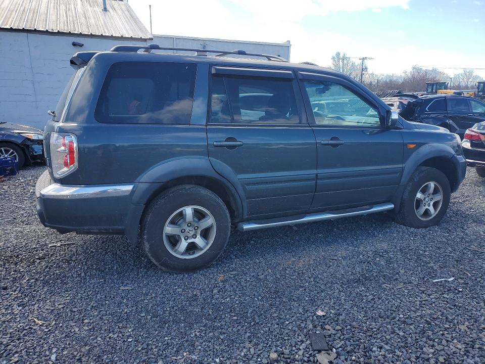 Photo 3 from auction – 2006 HONDA PILOT with VIN 2HKYF18566H548538