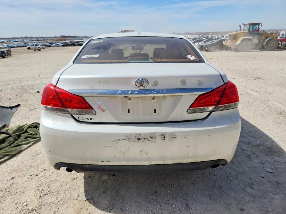 Photo 6 from auction – 2011 TOYOTA AVALON with VIN 4T1BK3DB2BU371507