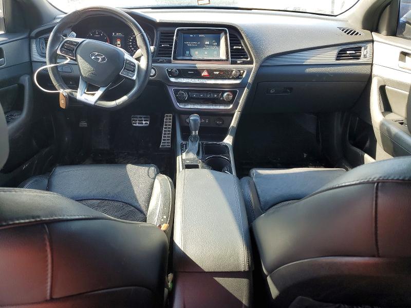 Photo 8 from auction – 2019 HYUNDAI SONATA with VIN 5NPE34AF4KH818750