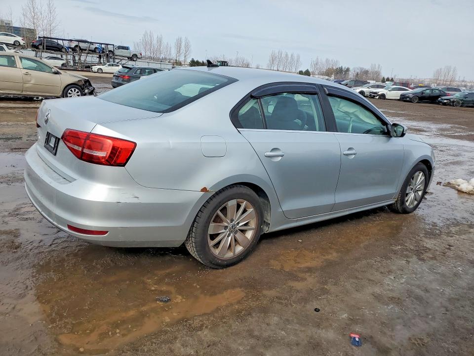 Photo 3 from auction – 2015 VOLKSWAGEN JETTA with VIN 3VW2K7AJXFM274294