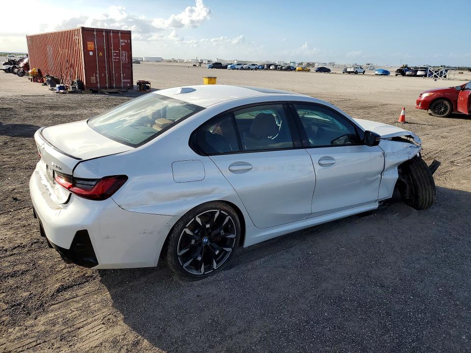 Zdjęcie 3 z aukcji – 2025 BMW 330XI z VIN 3MW89CW05S8F50009