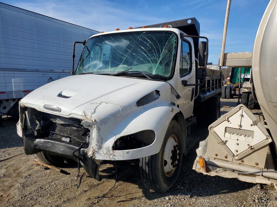 FREIGHTLINER M2 2005 with VIN 1FVACWDC15HV44426 - Photo from auction
