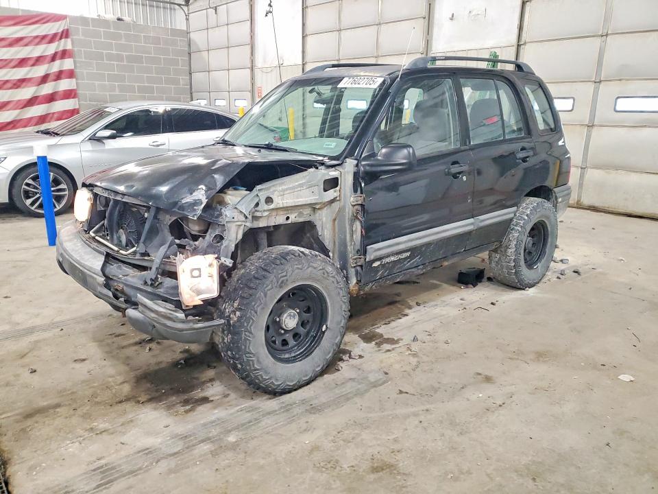 CHEVROLET TRACKER 2000 with VIN 2CNBJ13C8Y6917803 - Photo from auction