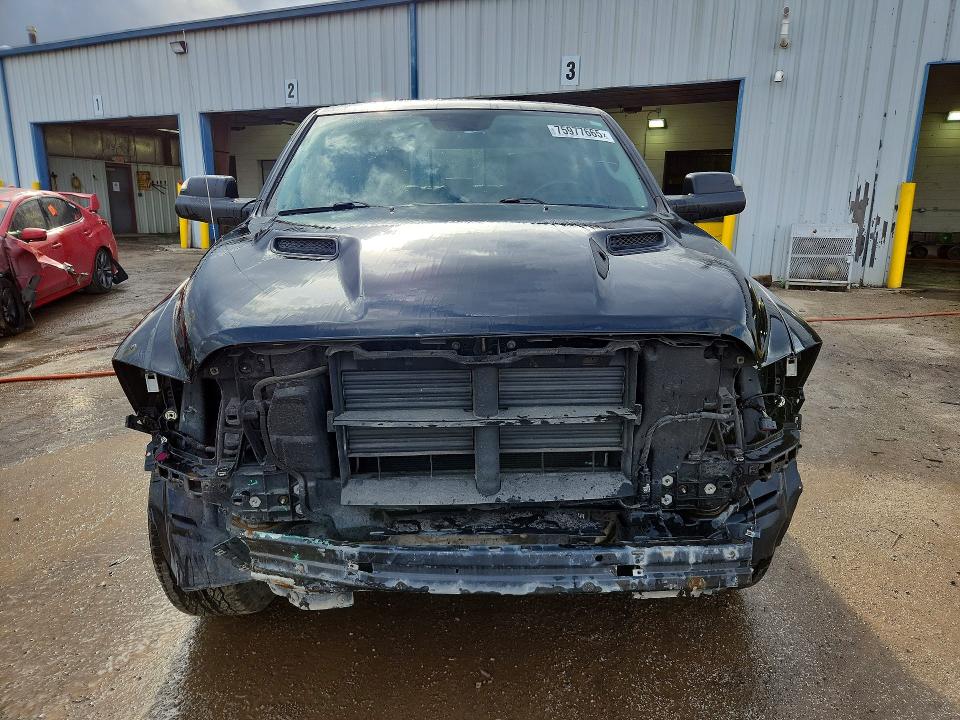 Photo 5 from auction – 2018 RAM 1500 with VIN 1C6RR7MT2JS171940
