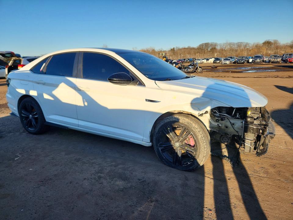 Photo 4 from auction – 2020 VOLKSWAGEN JETTA with VIN 3VWCB7BU5LM064761