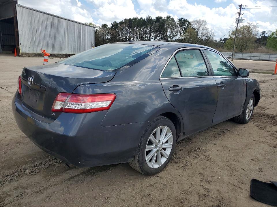 Photo 3 from auction – 2010 TOYOTA CAMRY with VIN 4T1BF3EKXAU110806
