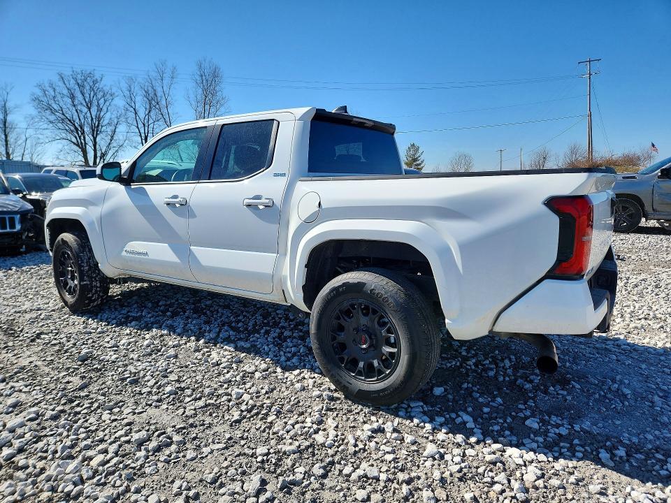 Photo 2 from auction – 2025 TOYOTA TACOMA with VIN 3TMLB5JN4SM158940