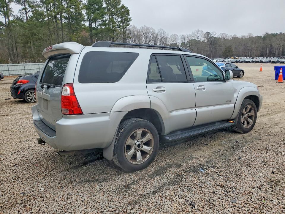 Photo 3 from auction – 2008 TOYOTA 4RUNNER with VIN JTEZU17R180100475