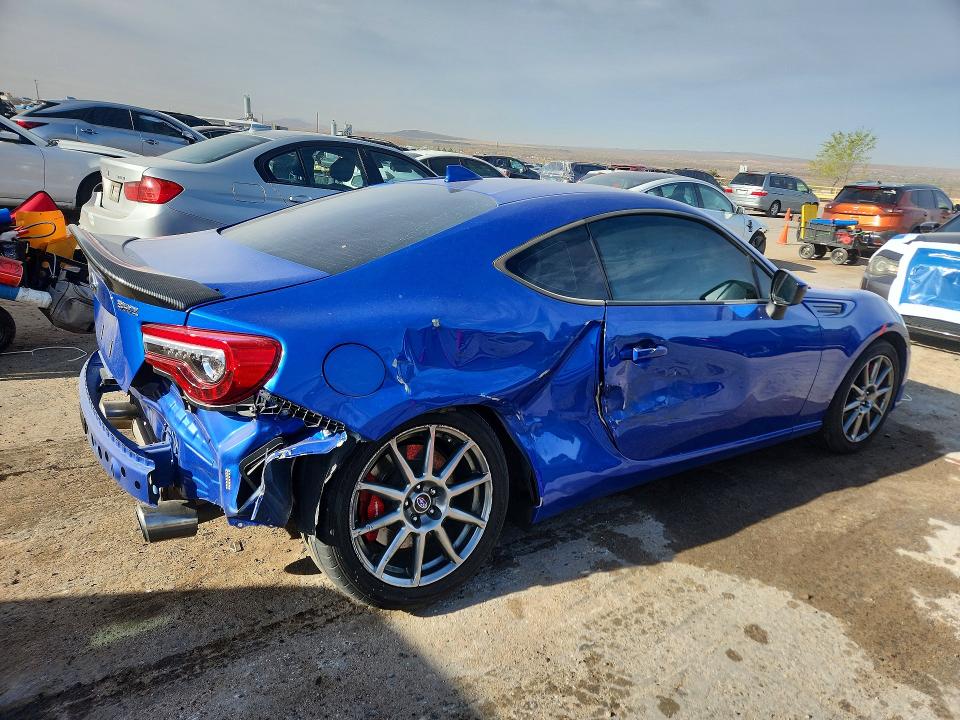 Photo 3 from auction – 2020 SUBARU BRZ with VIN JF1ZCAC13L9701131