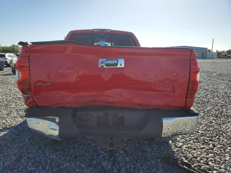 Photo 6 from auction – 2015 TOYOTA TUNDRA with VIN 5TFUW5F19FX422121