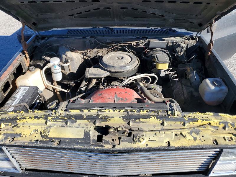 Photo 11 from auction – 1987 CHEVROLET R10 with VIN 1GCDR14K6HF349634